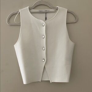 Zara Ivory Sleeveless Buttoned Vest